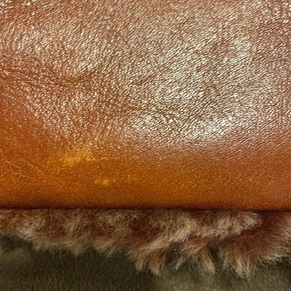 Patricia Nash wristlet - Picture 3 of 8